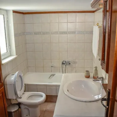 Rastoni Chania - Guests * La Canée